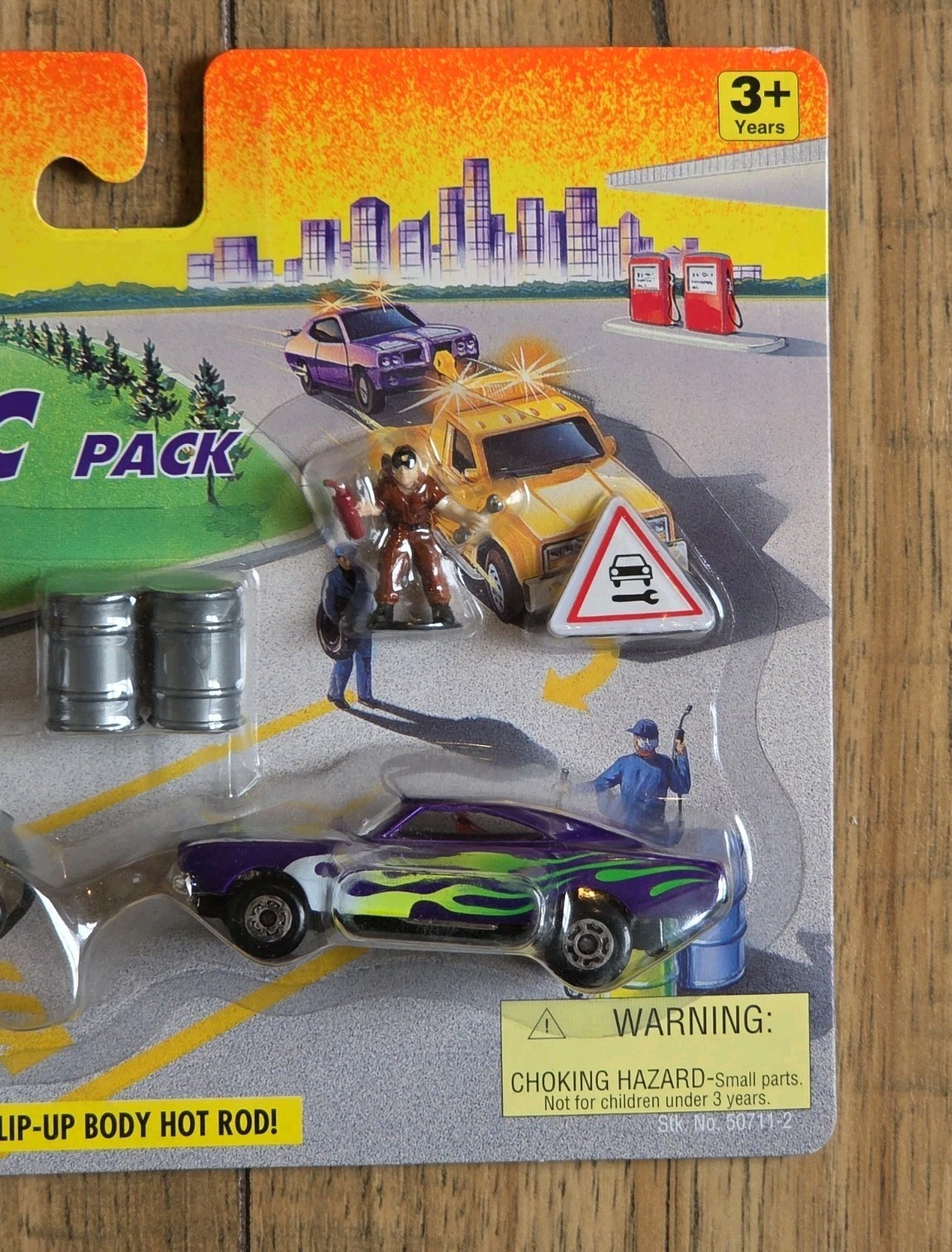 1996 Matchbox Action System Mechanic Pack w/ 68 Hemi Charger Rob’s Towing