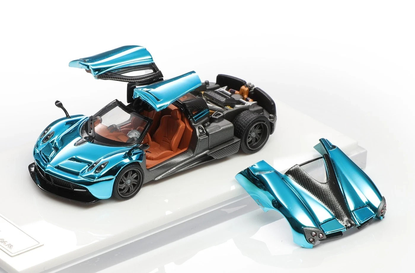 PAGANI HUAYRA 2014 DOORS OPEN REAR COMES OFF CHROME BLUE 1/64 DIECAST CAR BY HKM