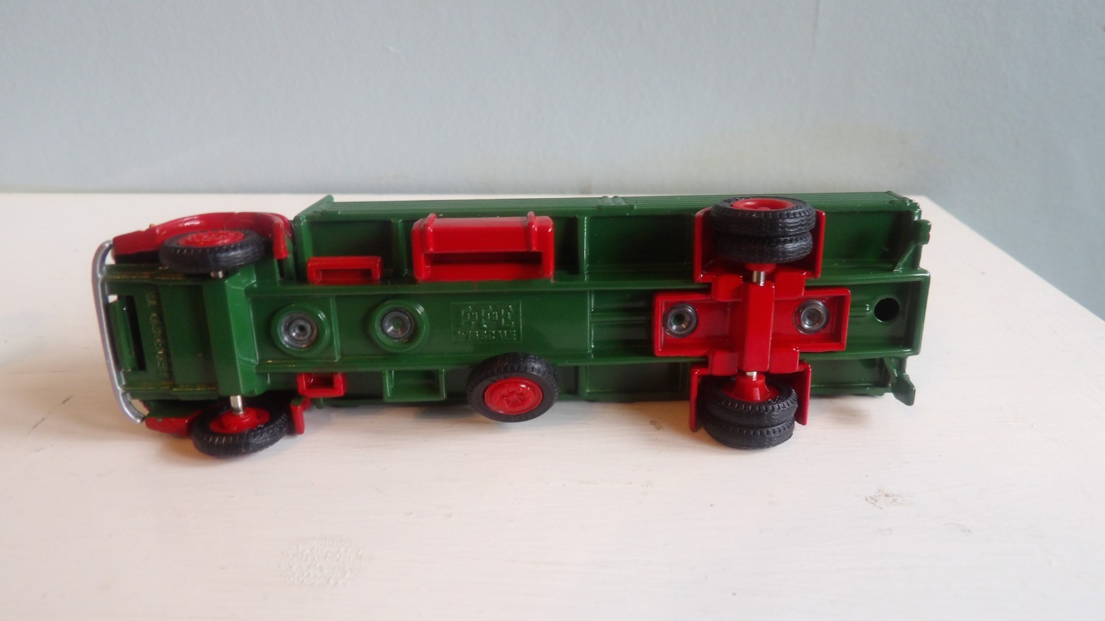 E.F.E COMMERCIALS SERIES 21201 BLOXWICH BEDFORD TK BOXED