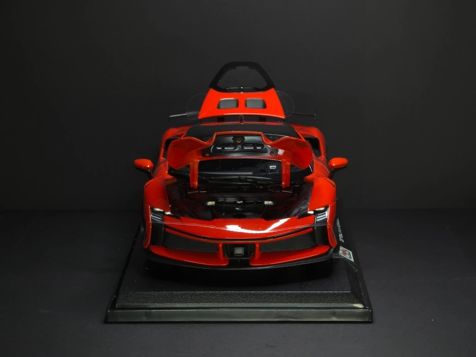 Ferrari SF90 XX Stradale 1:18 Maisto Exclusive Style Special Edition – Red