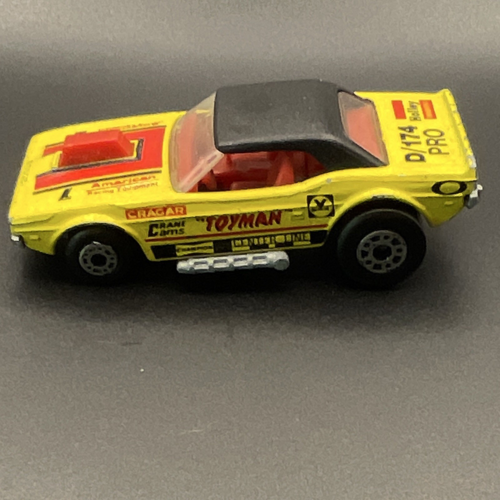 1975 Matchbox Superfast No. 1 Toyman Dodge Challenger Yellow 1:64 Loose