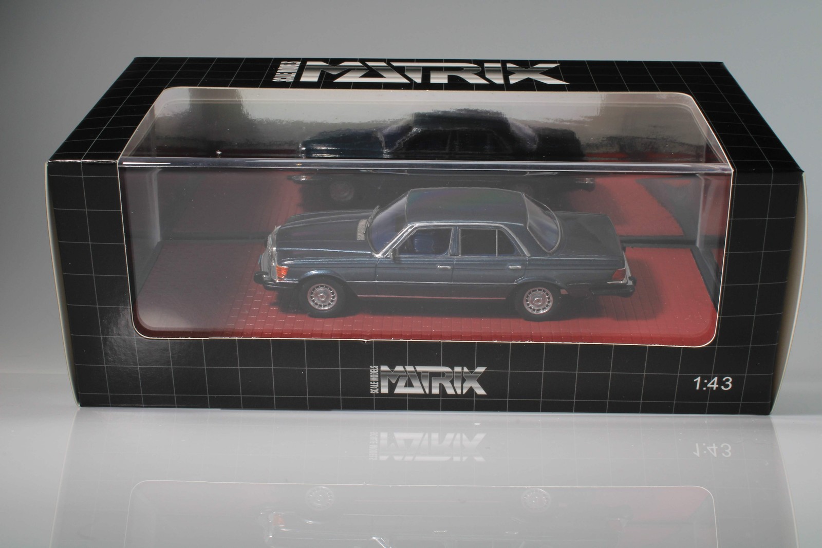 1978 Mercedes-Benz 300SD Turbo Diesel W116 US Version 1:43 Matrix Scale Models M