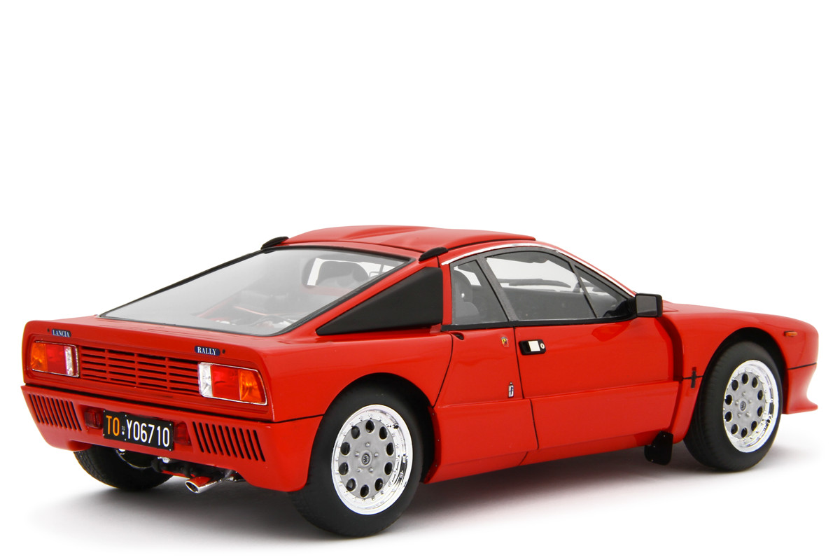 LAUDORACING-MODELS 1:18 Lancia 037 Rally Stradale 1982 LM185A