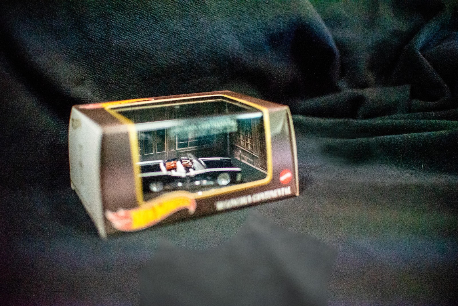 Nineteen Sixty-One 1961 Lincoln Continental 1:64 Diecast Custom