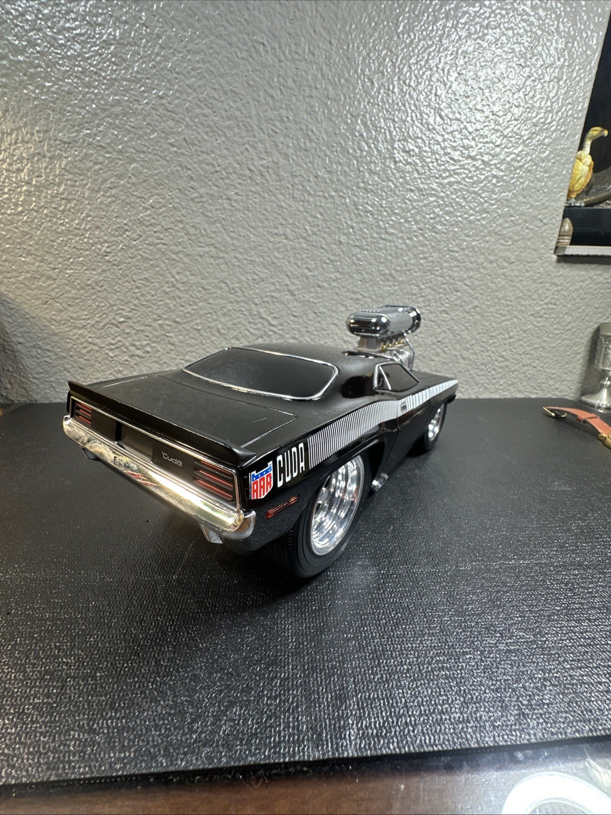 Muscle Machines 1970 Plymouth ’70 Cuda 1:18 Black /matte Black 2000 Fun line