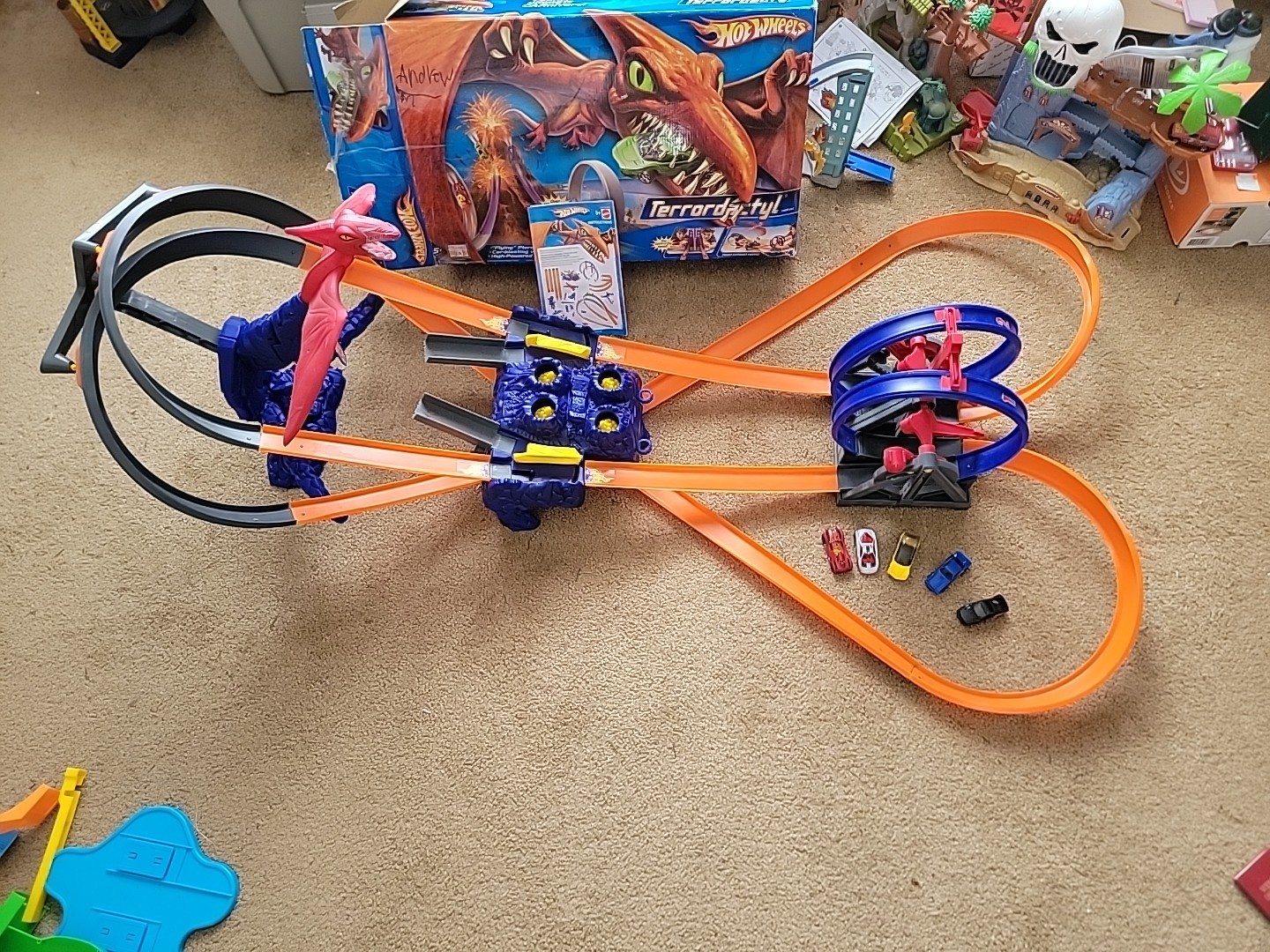 2006 Hot Wheels Terrordactyl Complete Set (See Description.)