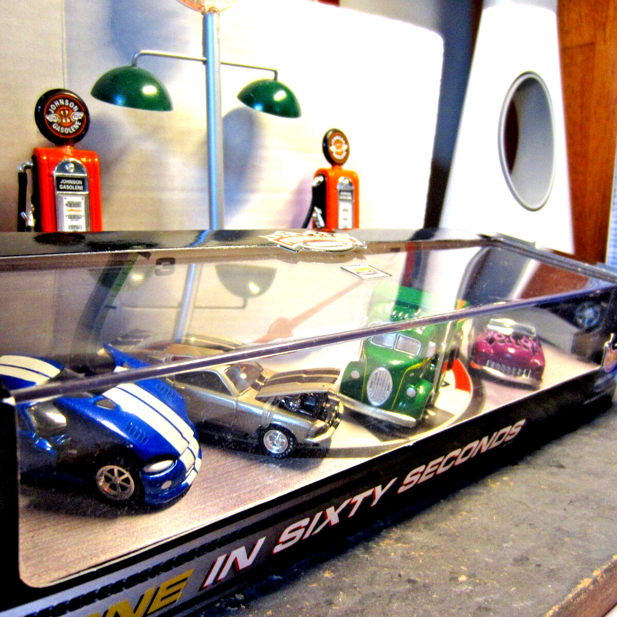 HOTWHEELS..1999..GONE IN SIXTY SECONDS…NICE….