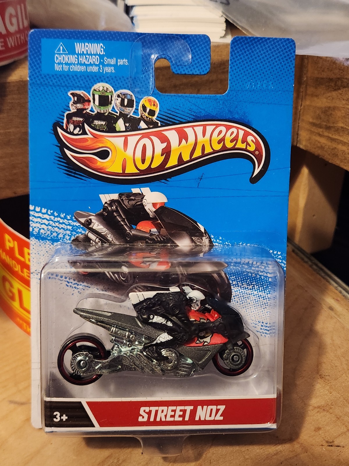 hot wheels MOTORCYCLES WITH RIDERS bad bagger scorchin scooter