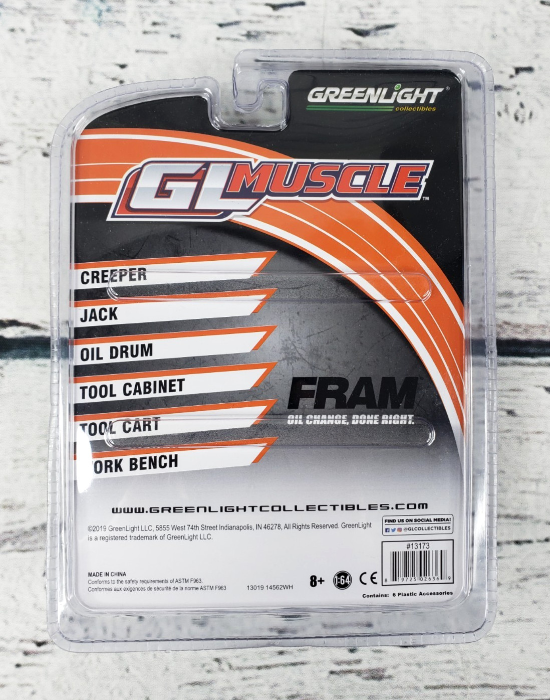 Greenlight GL Muscle Shop Tools – FRAM Oil Filters 1:64 Scale – Brand New