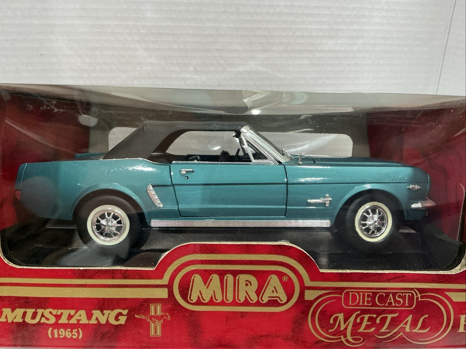 MIRA GOLDEN LINE 1965 Ford Mustang ~ Teal Black Soft Top 1:18 Die Cast Car