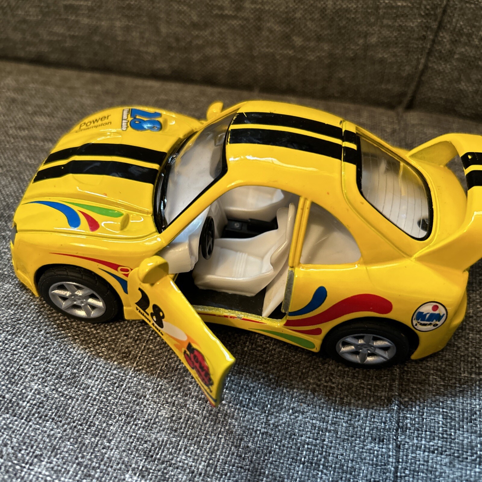 Kinsfun 3 Turbo Racer Pullback Die-Cast Toy Car Kintoy Champion 5” Turbo Yellow