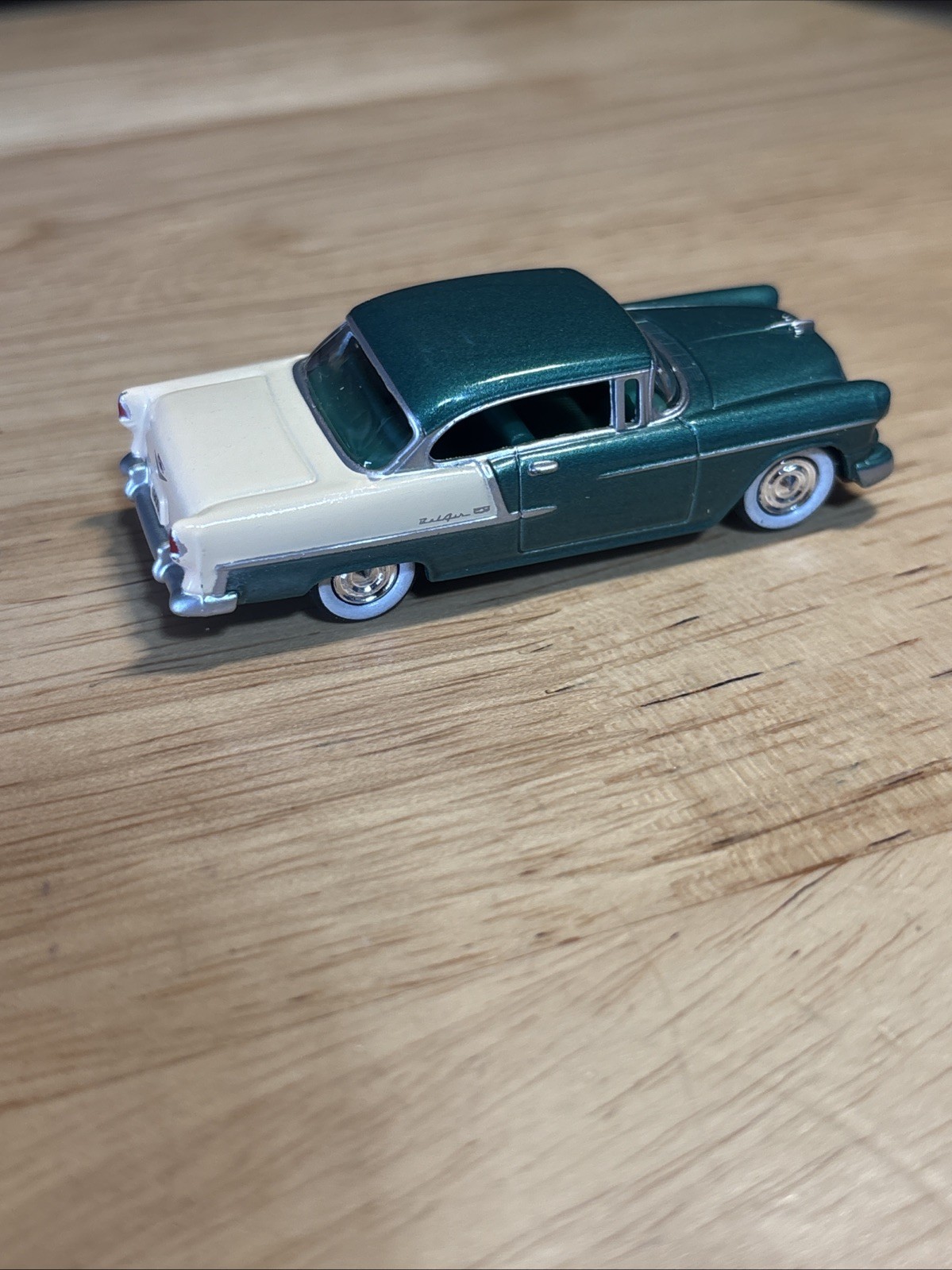 2001 Reader’s Digest 1955 Chevrolet Bel Air Die-Cast Car – Official GM Licensed