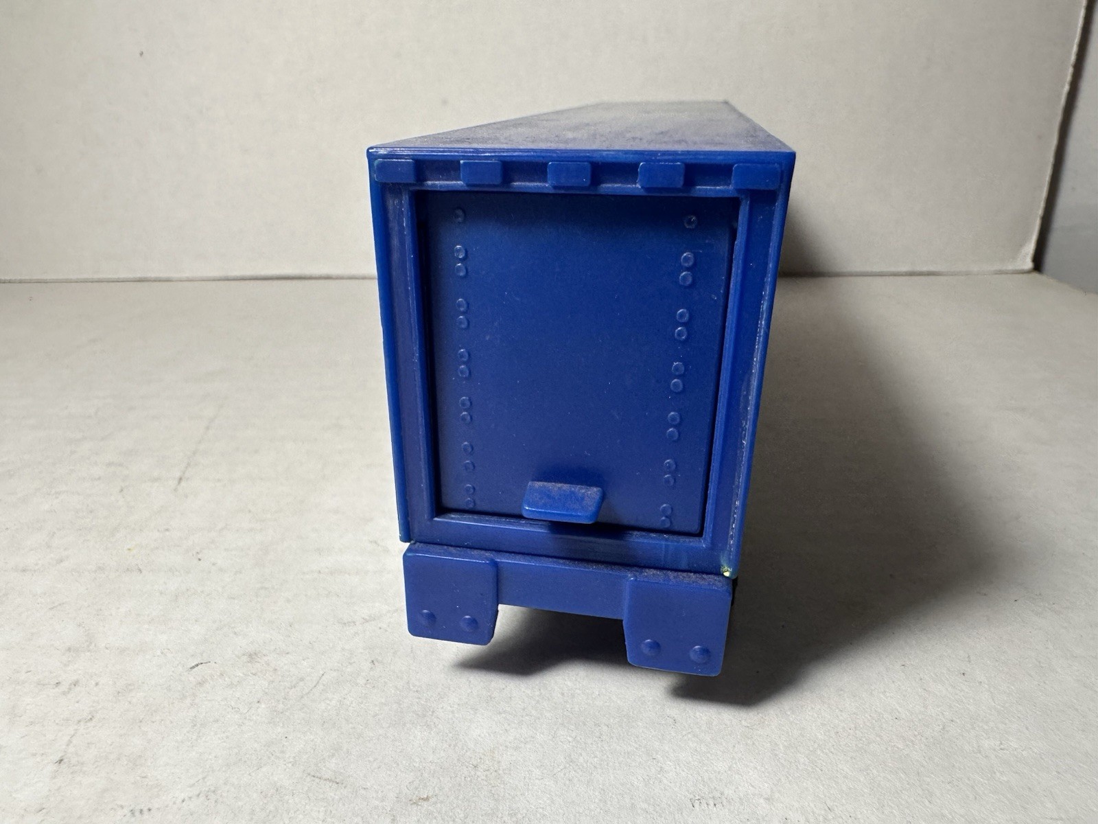 Road Champs International Toyo Tires Tractor Trailer Delivery Truck 1:64 12″