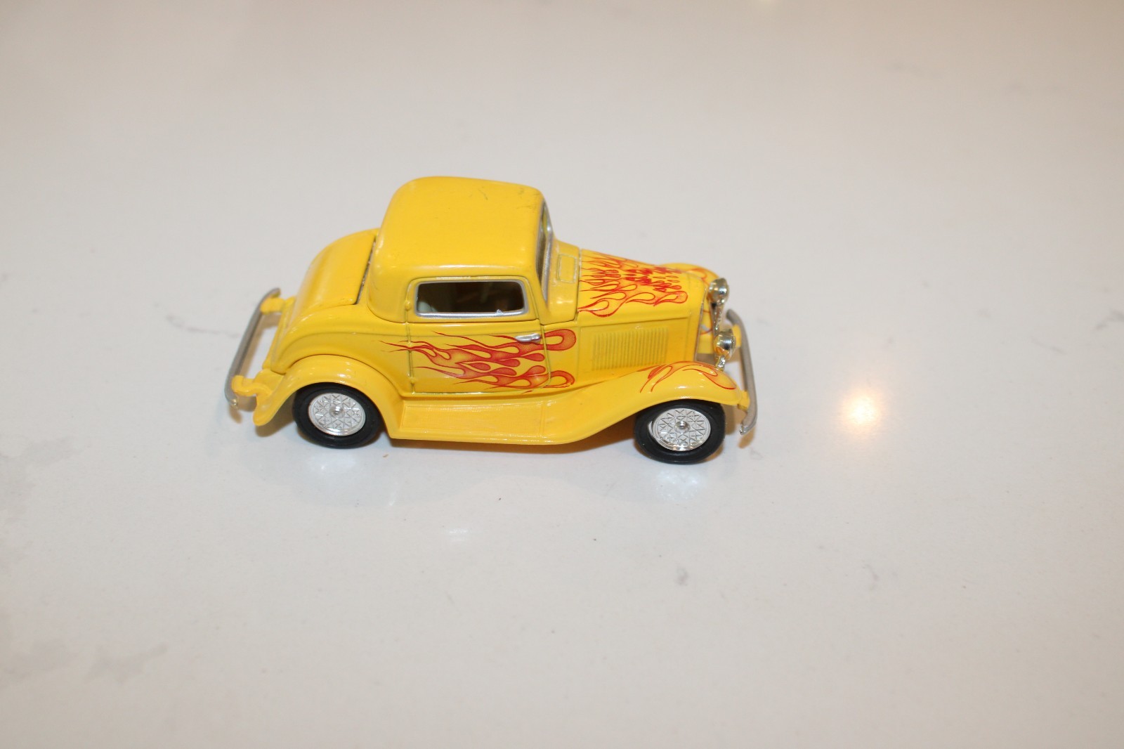 Road Champs 1932 Ford Model B, 1:43 Diecast, Rod & Custom