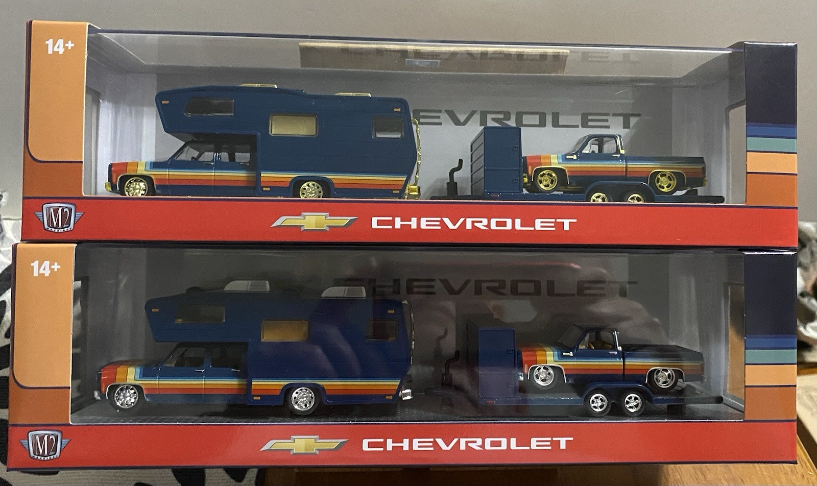 M2 MACHINES DELUXE CHASE & REGULAR 1975 CHEVROLET SUPER 30 & 1978 CHEVROLET C10