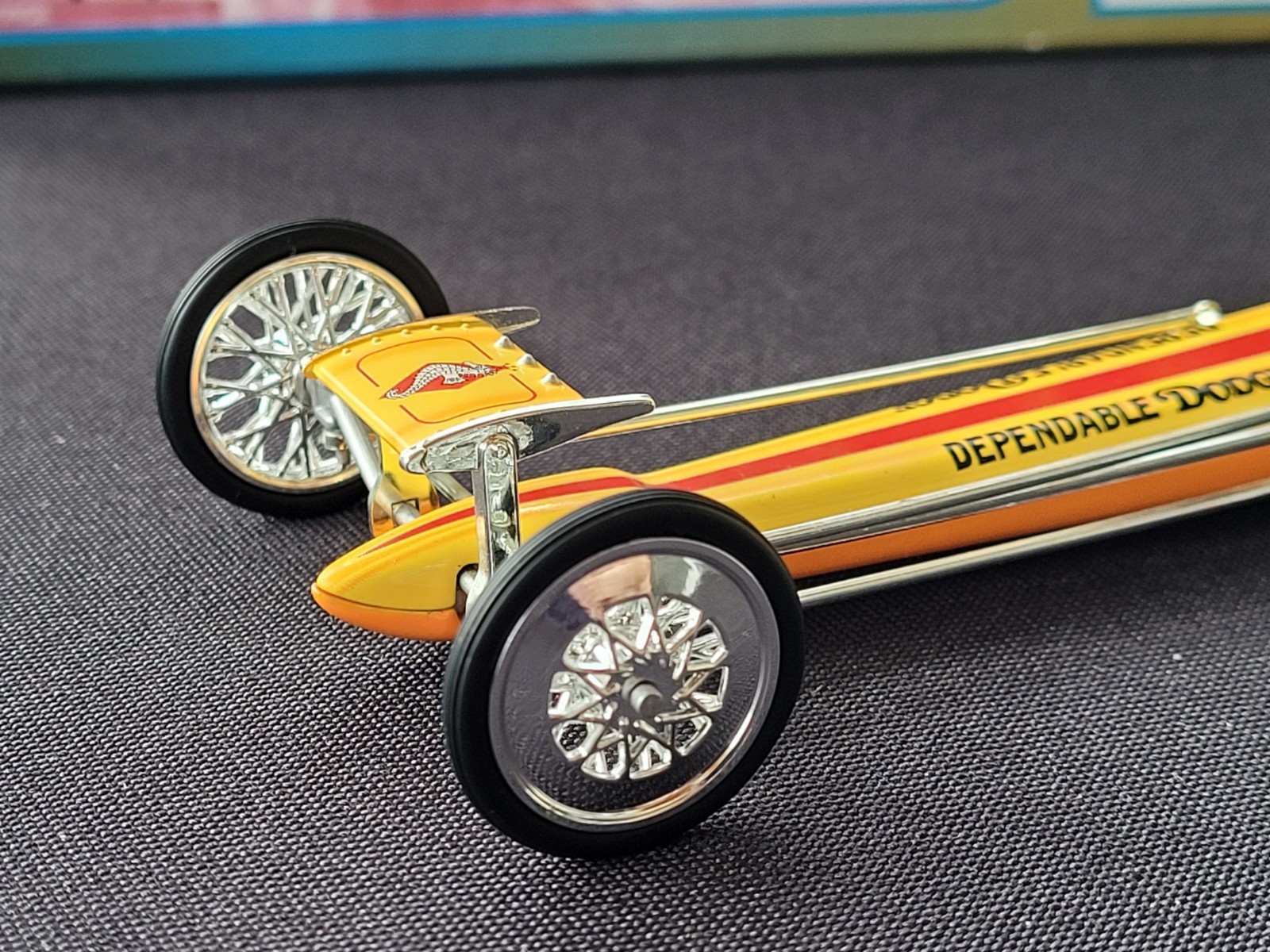 1320 The Fuelers Tony Nancy Signed Box 1:24 Diecast Dragster 4350/5000