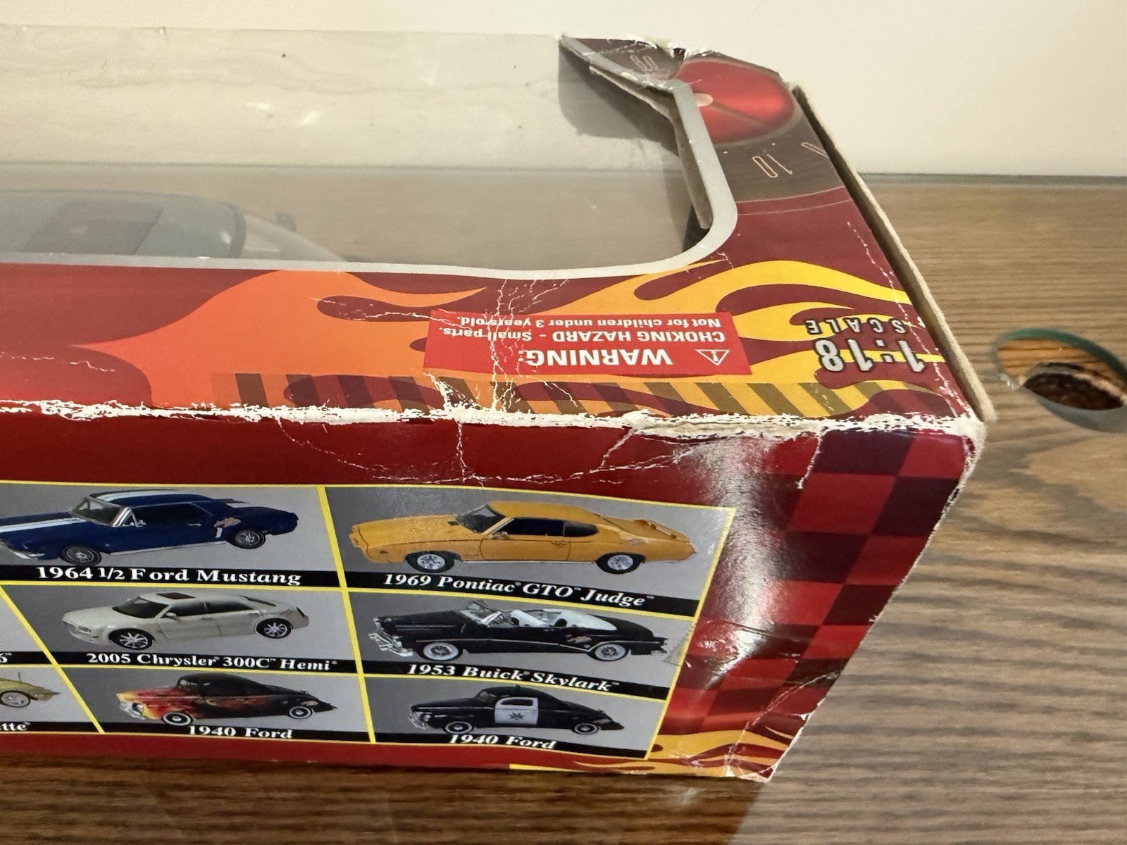 1/18 American Graffiti 2005 Chrysler 300C Hemi Gray