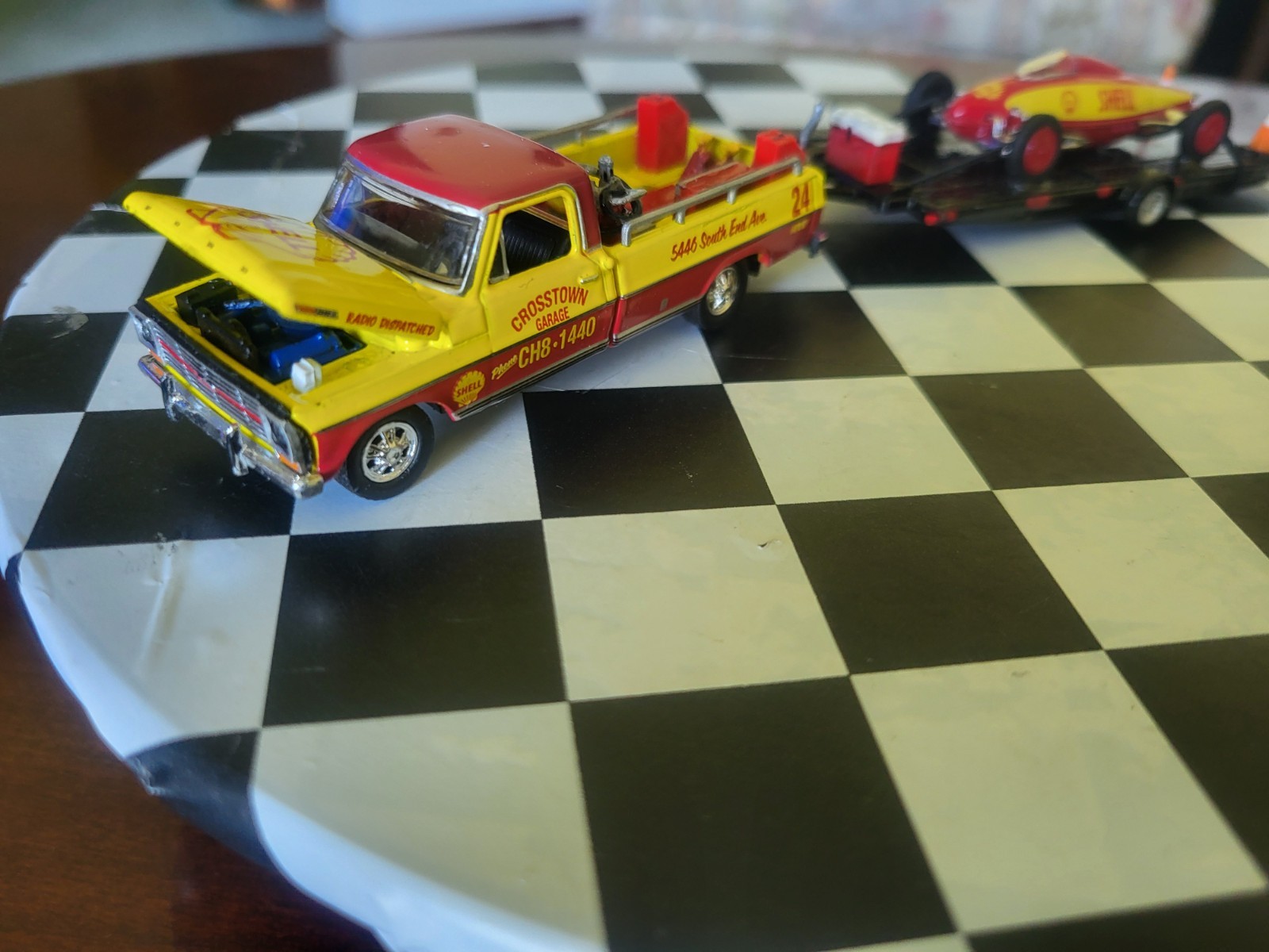 M2 SHELL Customized 69 FORD F-100 RANGER &Shell Ford Belly Tanker On A Trailer