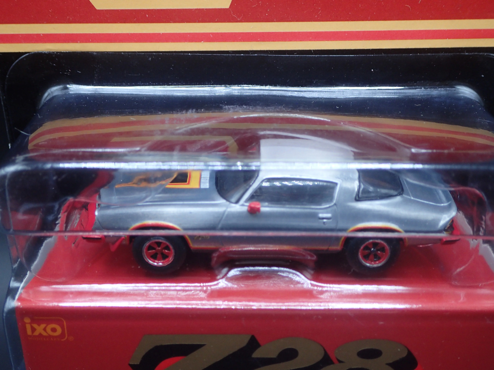 2026 IXO 1977 CHEVROLET CAMARO Z28 RAW CHASE 1:64 DIECAST MODEL CAR