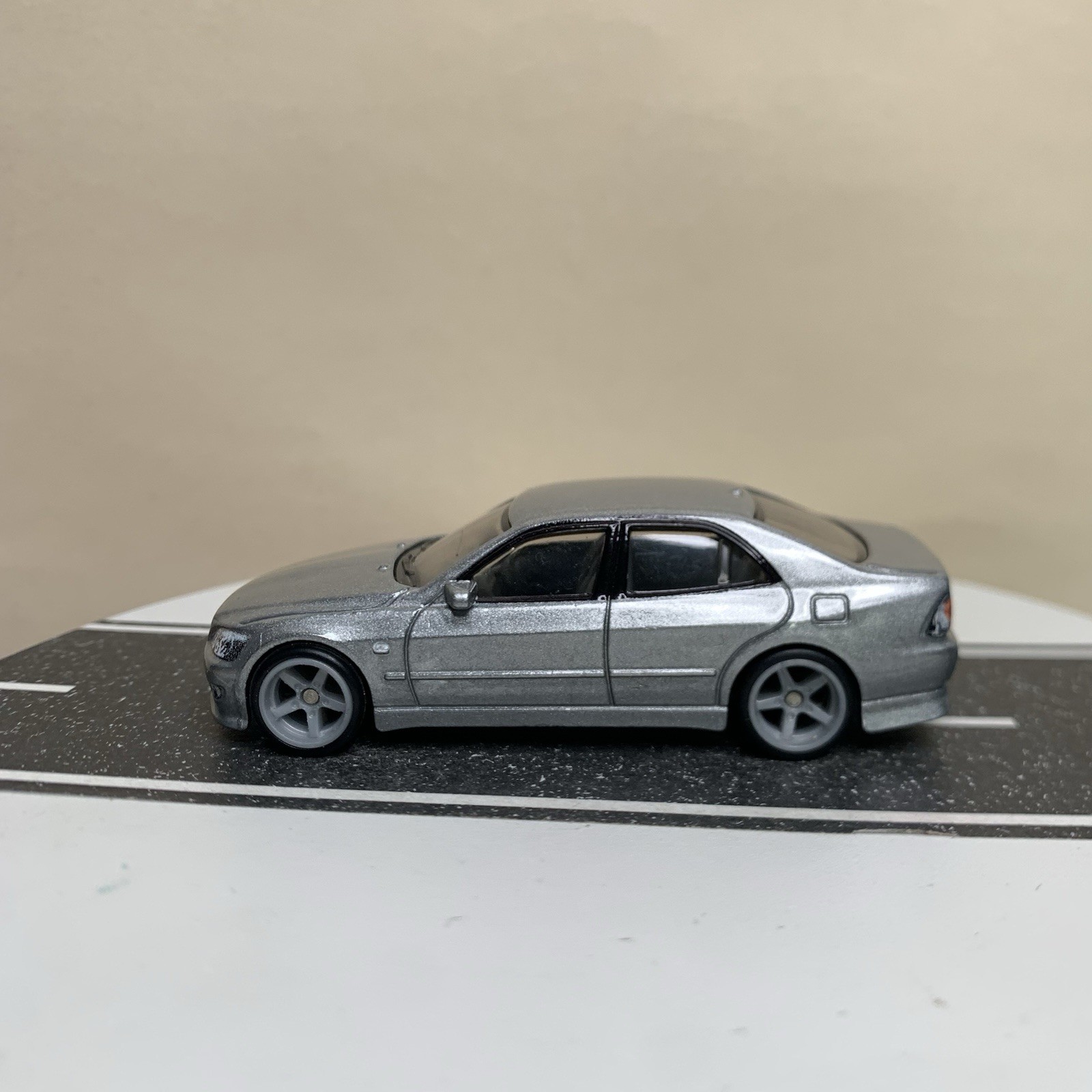 Hot Wheels Premium Modern Classics ’98 Toyota Altezza Lexus IS300 Silver 1:64 NM