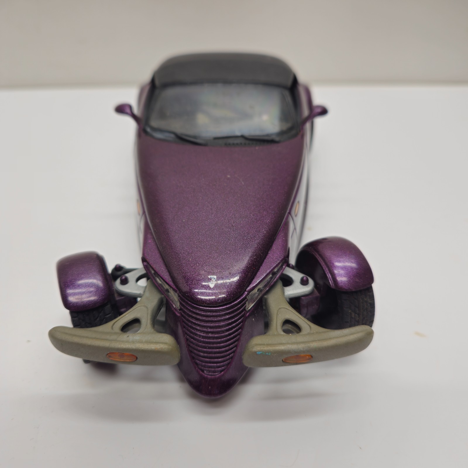 Anson Plymouth Prowler 1:18 Diecast Convertible Car Purple With Removable Top