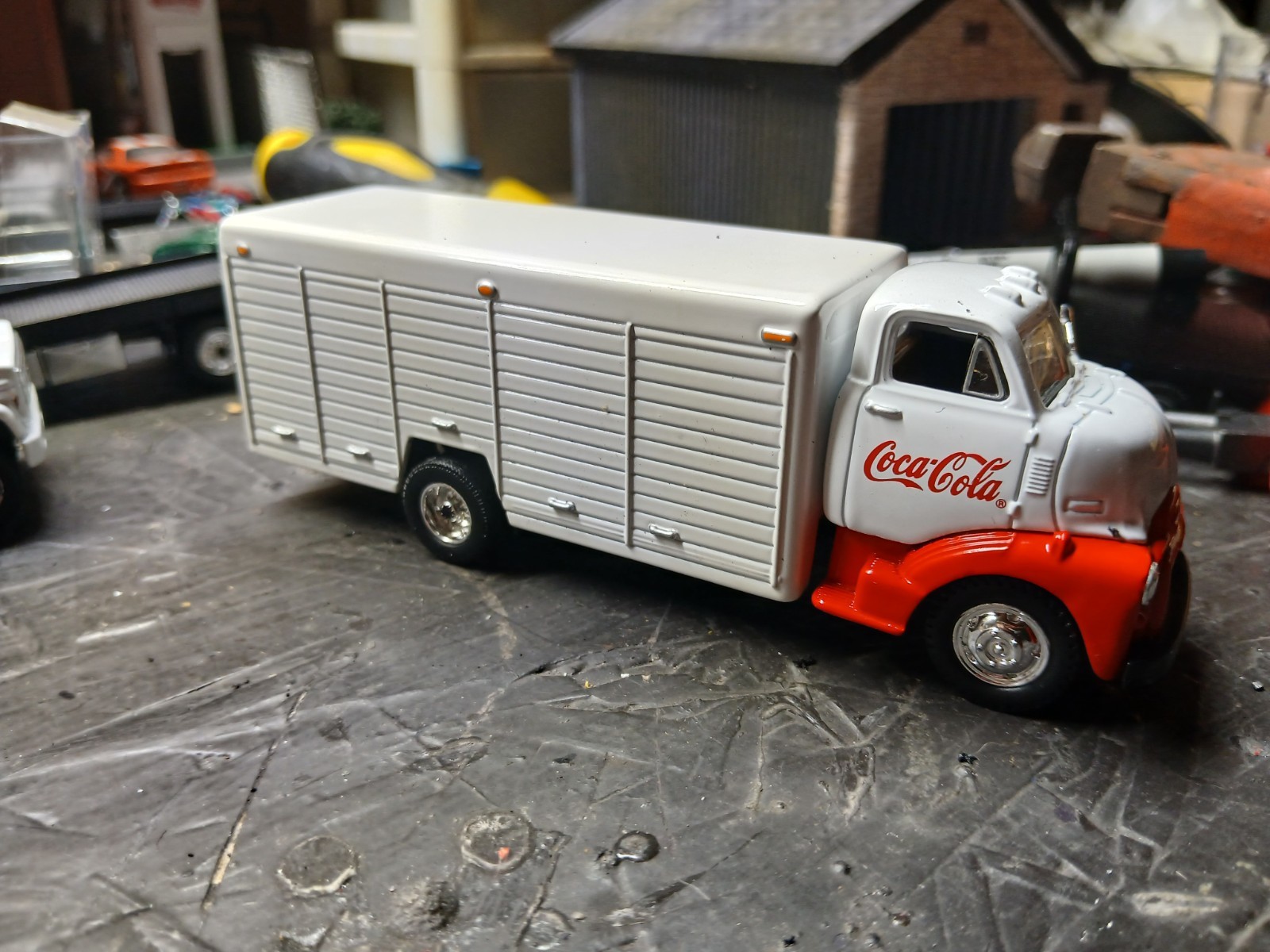 1/64 ’48 Gmc Coe Beverage Truck Custom BUILT Greenlight/ Matchbox