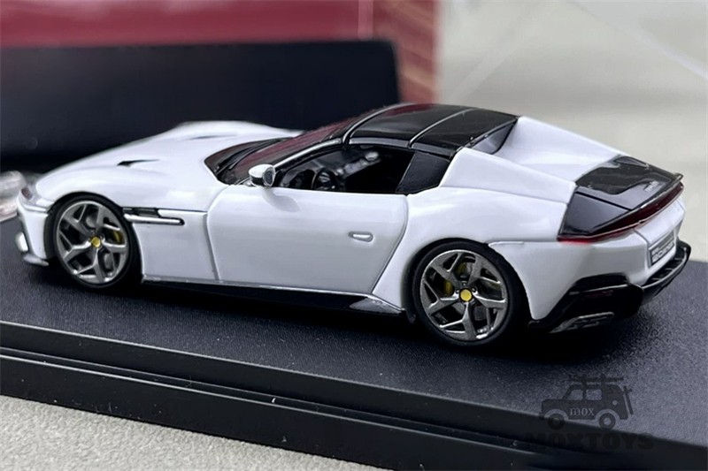 Phantom Knight PK 1:64 12 Cilindri Spider Aperta Limited999 Diecast Model Car
