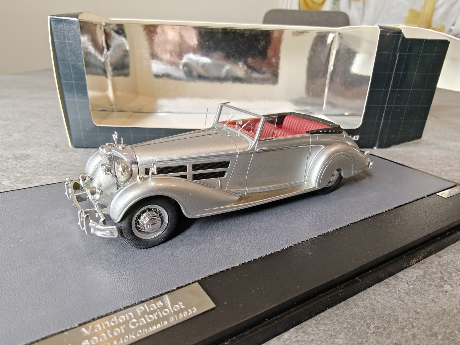 Matrix Mercedes-Benz 540K Vanden Plas Tourer 1938 1:43