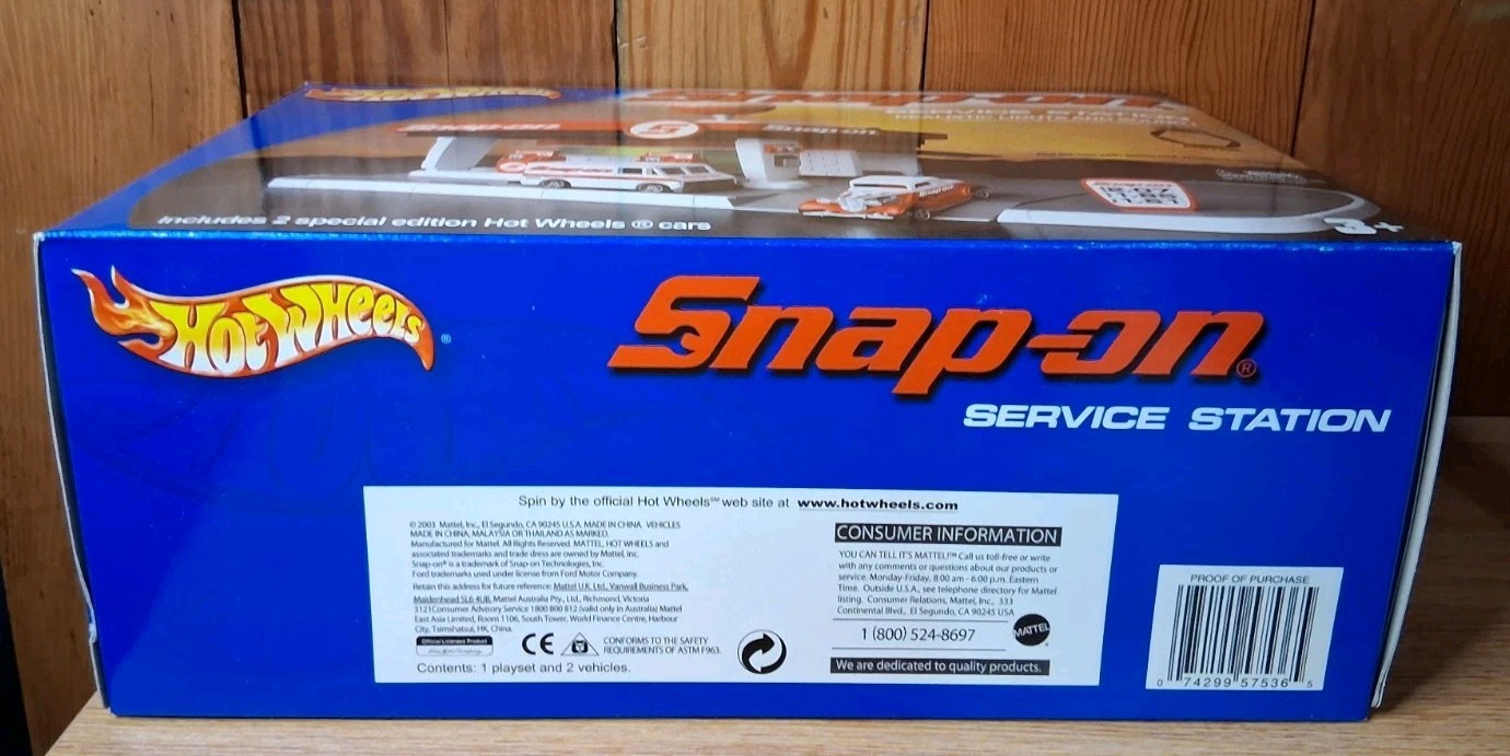 New Hot Wheels Snap-On Service Station Play Set With Cars
