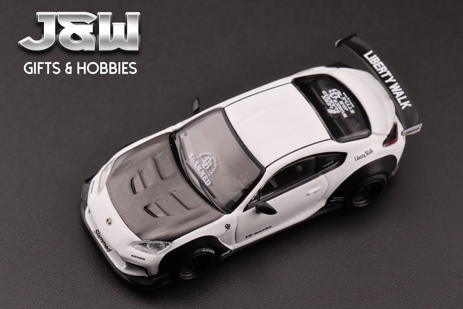 Mini GT Toyota GR86 LB Nation White #769 1/64