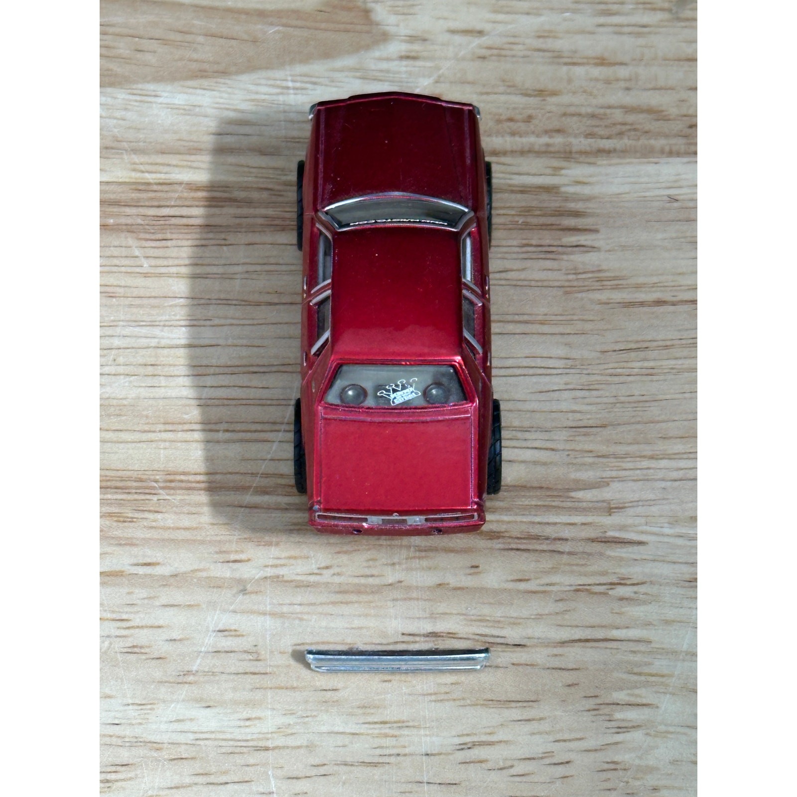 Maisto King of the Street ‘87 Chevrolet Caprice Supreme Red Metallic