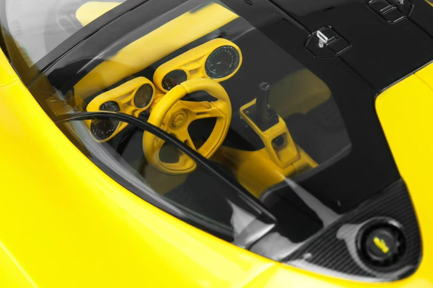 Motorhelix 1:18 Nilu 27 Hypercar Limited Edition Resin Car Model