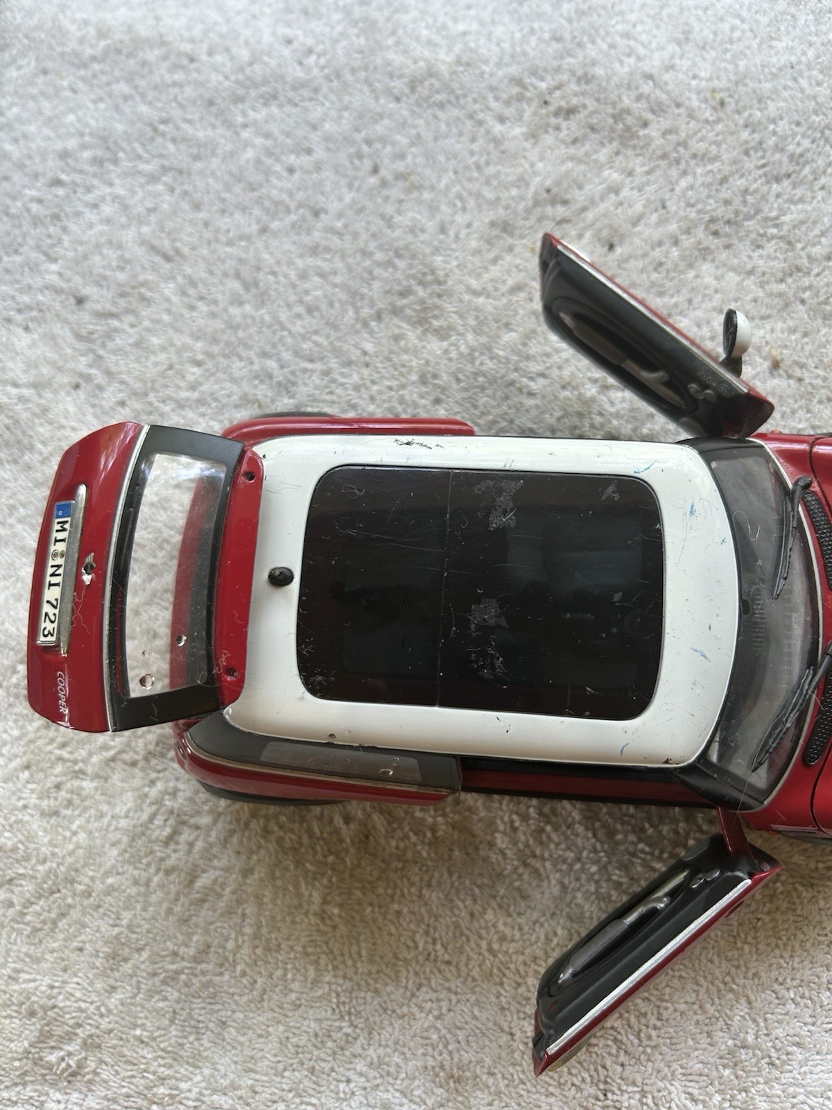 Model Mini Cooper 723 scale 1/18 Maisto co.