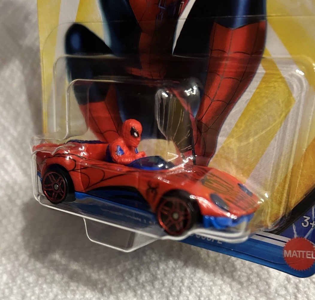 Hot Wheels 2026 Superstar Speeders Spiderman & El Segundo (Marvel) New