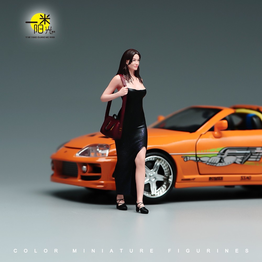 1/18 Miniatures Long Dress Beauty Girl Scene Props Figures Model For Cars