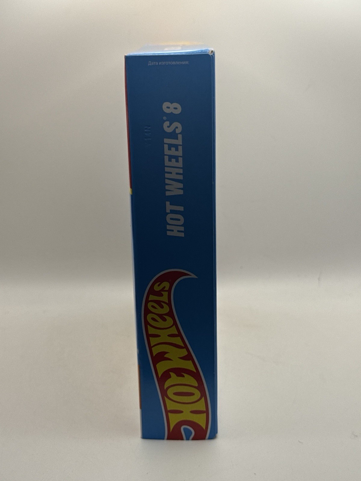 Hot Wheels “Hot Wheels 8” Variety Pack of 8 Cars – 1:64 Diecast Car