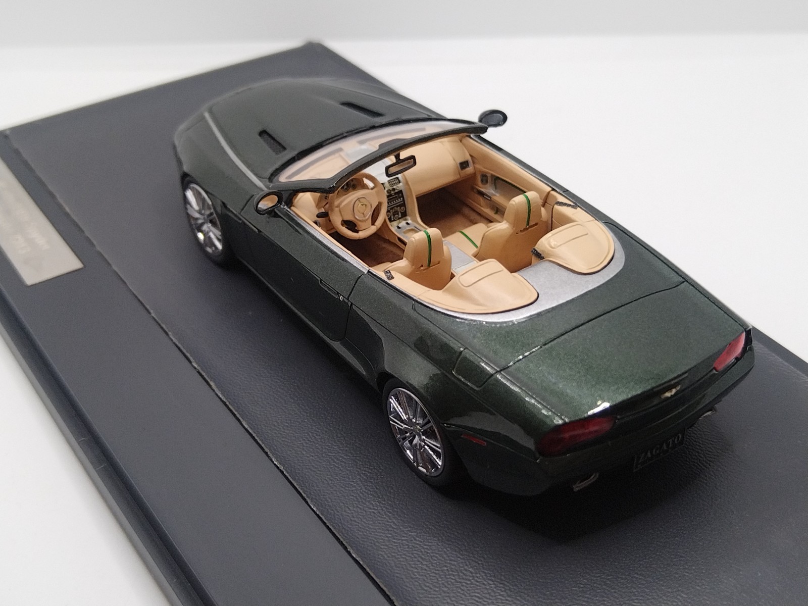 MATRIX 1/43 Aston Martin DB9 Spyder Centennial Zagato 2013. Extremely Rare!