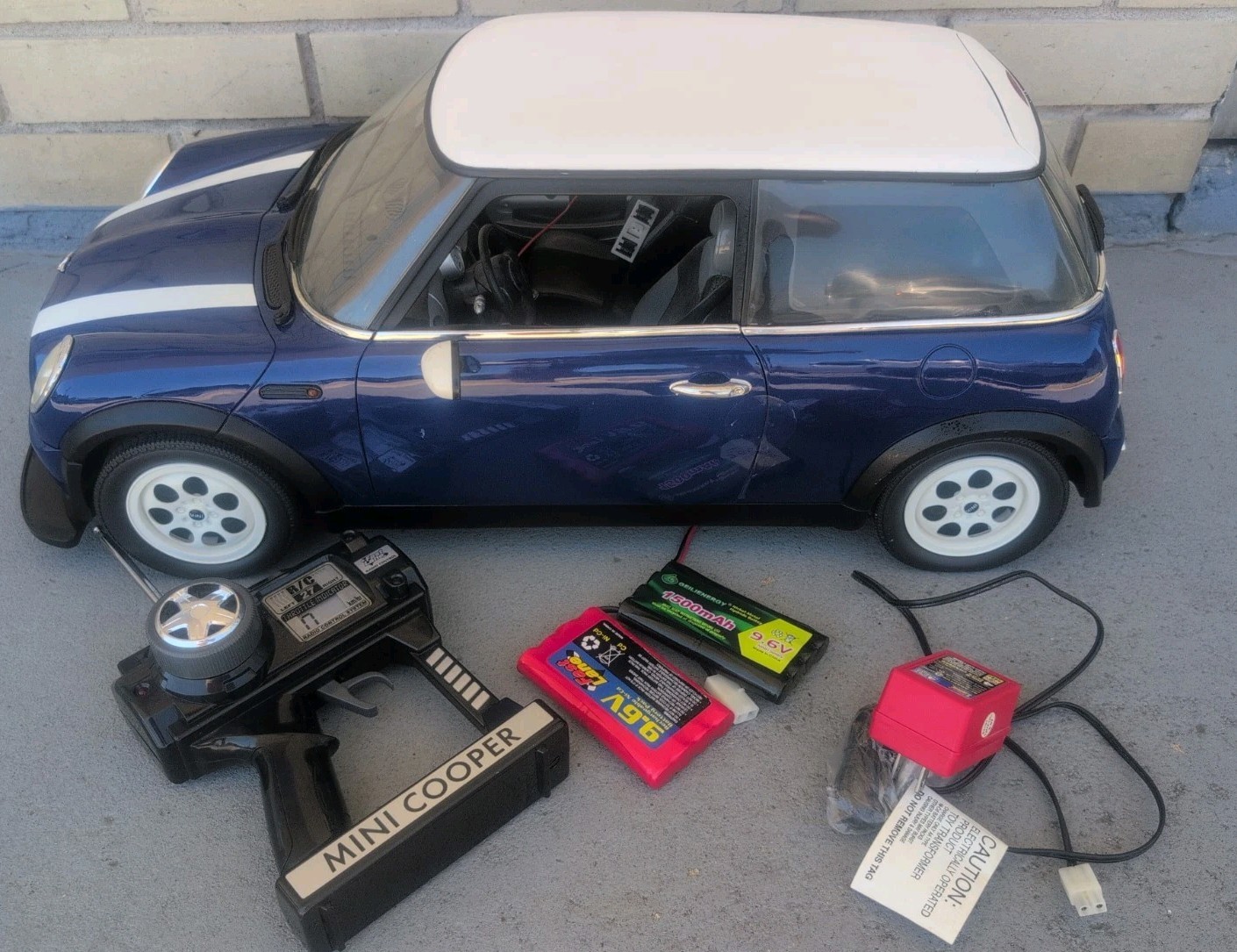 MINI COOPER 1/6 R/C Fast Lane Eztec Scientific Toys (New Battery) Blue&White