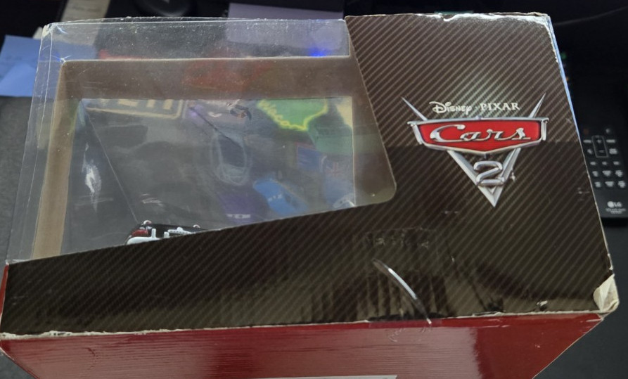 Disney Pixar Cars 2 London Rescue 12‑Car Gift Pack – Sealed – Mattel Diecast