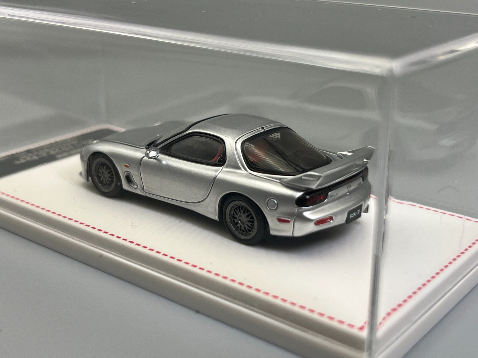 Mazda RX-7 FD3S A-Spec Mazdaspeed Silver Focal Horizon 1/64 scale with case