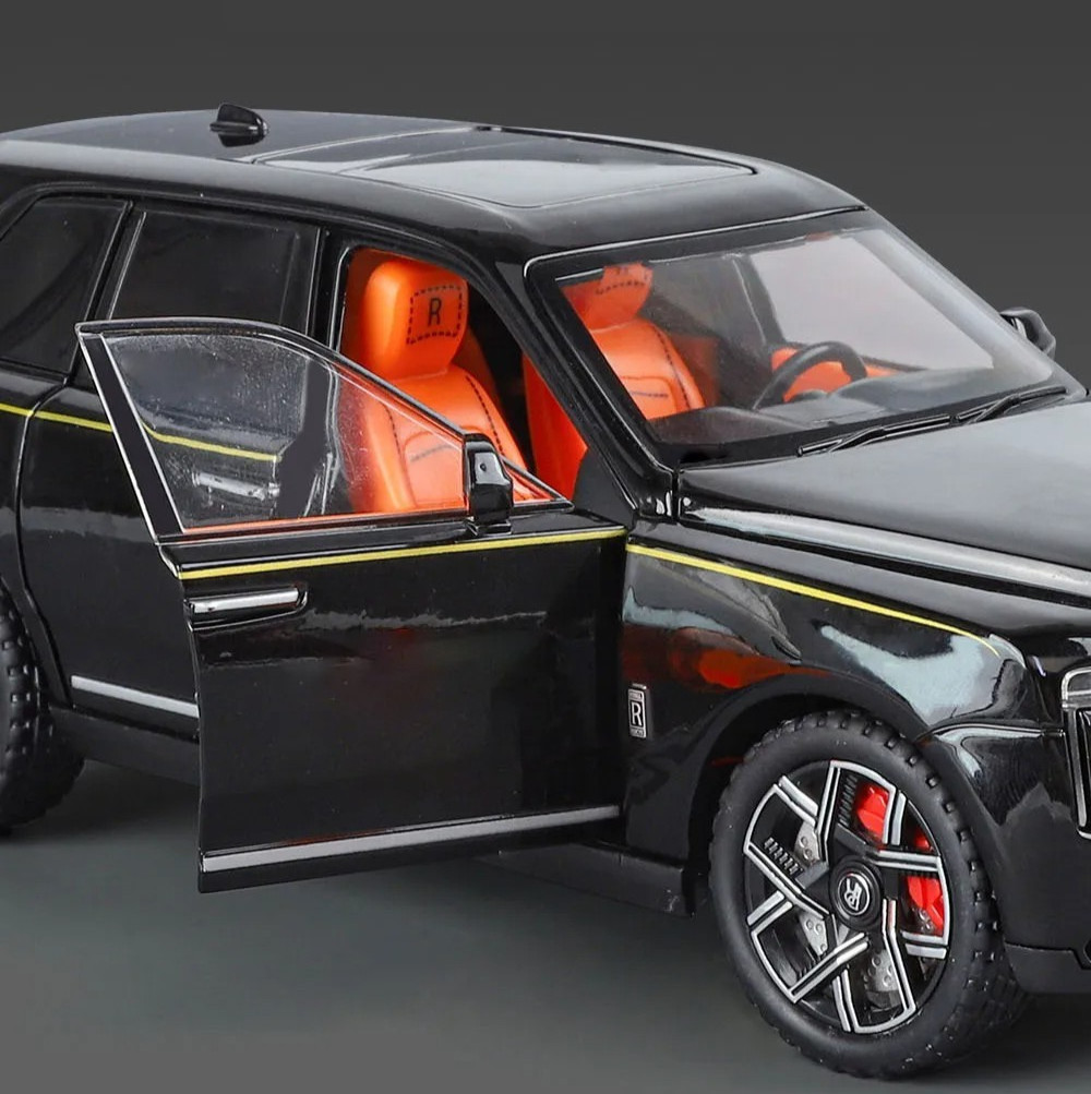 1:24 Rolls Royce Cullinan Alloy Diecast Car Model Vehicle Collection Gift NEW