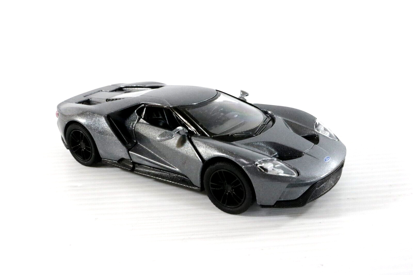 Kintoy 2017 Ford GT 1:38 Diecast Model Toy Pullback Sports Car Gray – 2021