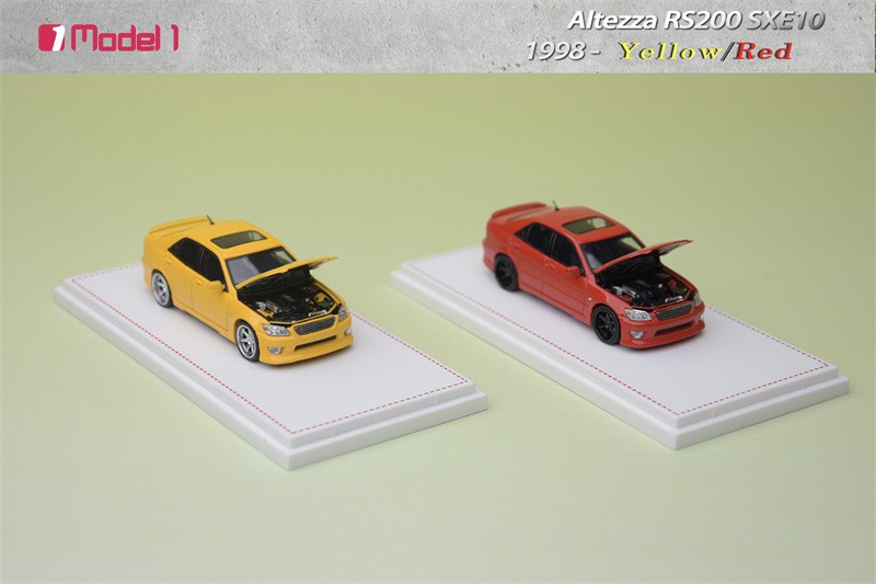 Model One 1:64 Altezza RS200 SXE10 Diecast Model Car