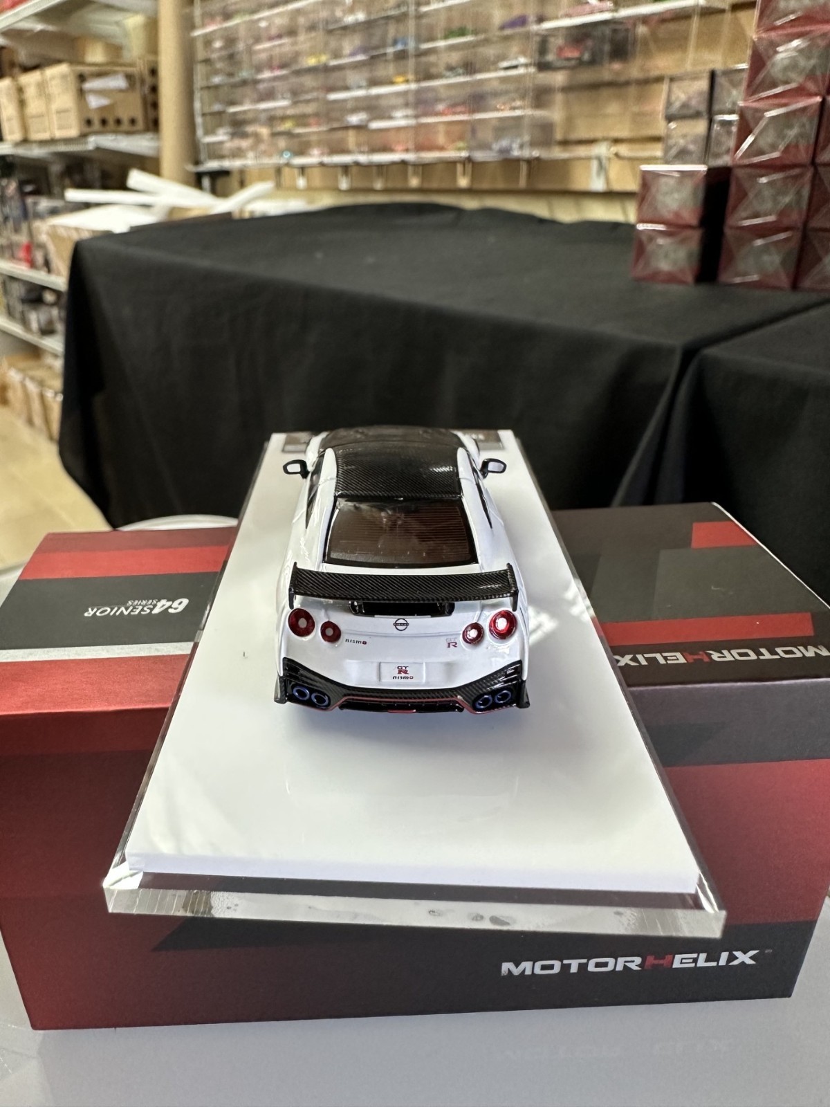 NISSAN SKYLINE GT-R R35 NISMO CARBON WHITE HOOD OPEN 1/64 CAR BY MOTORHELIX MH