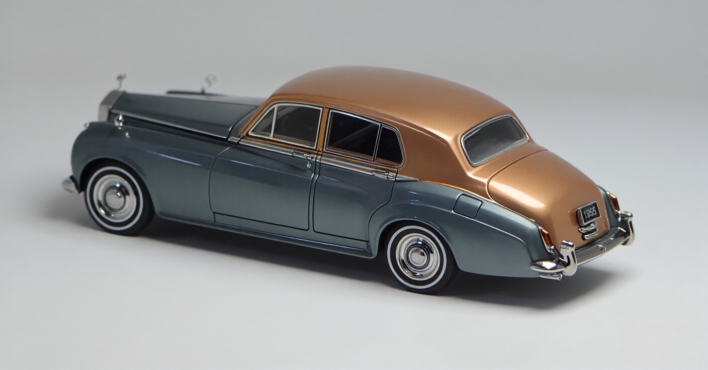 GFCC 1:64 Limited 1955 Silver Cloud I Classic Model Diecast Metal Car