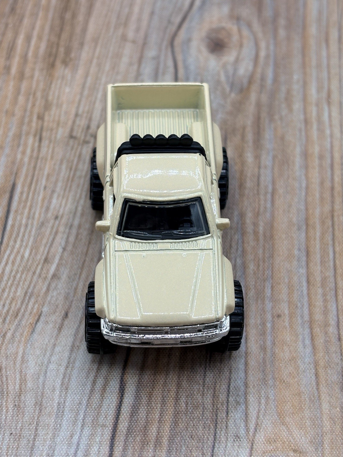 2013 Hot Wheels 1987 Toyota Pickup Truck Tan HW Showroom #165/250 Loose 4×4