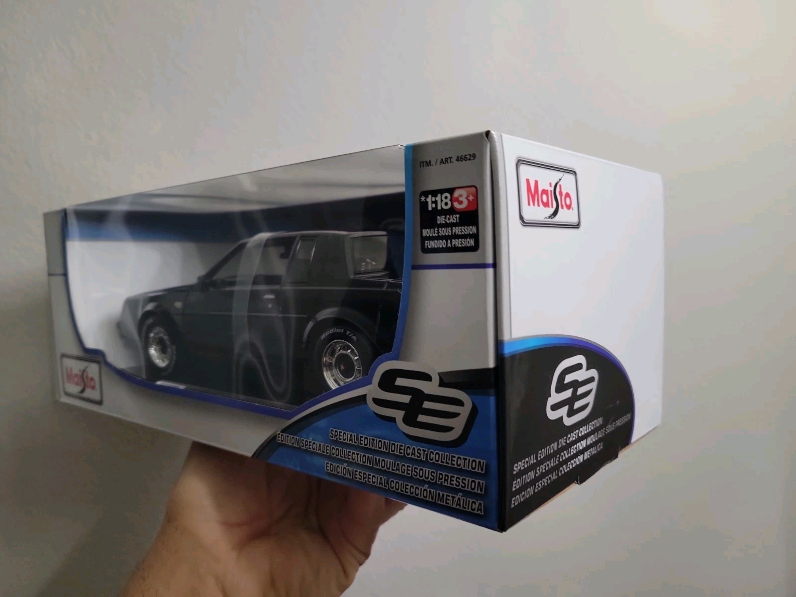 Maisto Special Edition 1987 Buick Grand National Black 1/18 31479