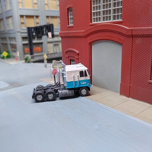 Custom Built 1/87 HO Scale 3D Printed Kenworth K1000 Cabover Semi Tractor