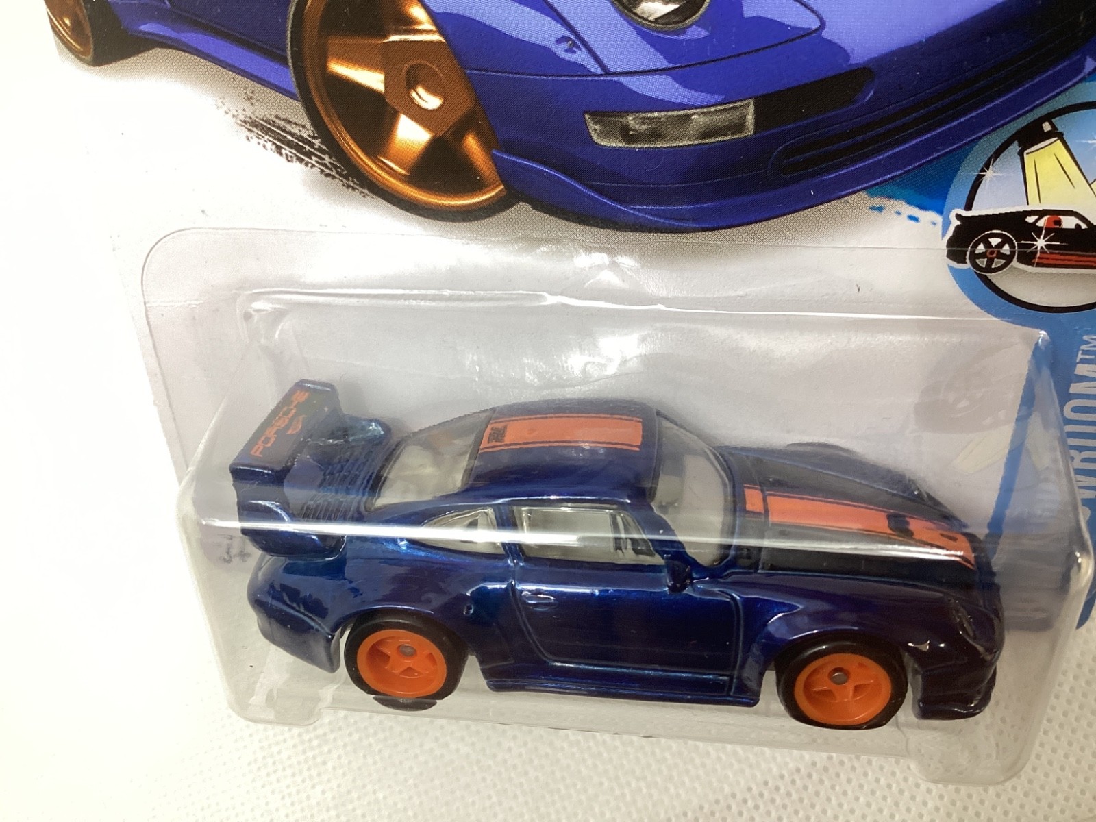 Hot Wheels Super Treasure Hunt Porsche 993 GT2.