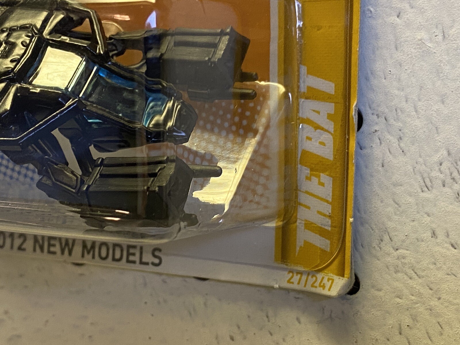 Hot Wheels 2012 New Models THE BAT Batman Dark Knight Rises NIP V5315 (B878)